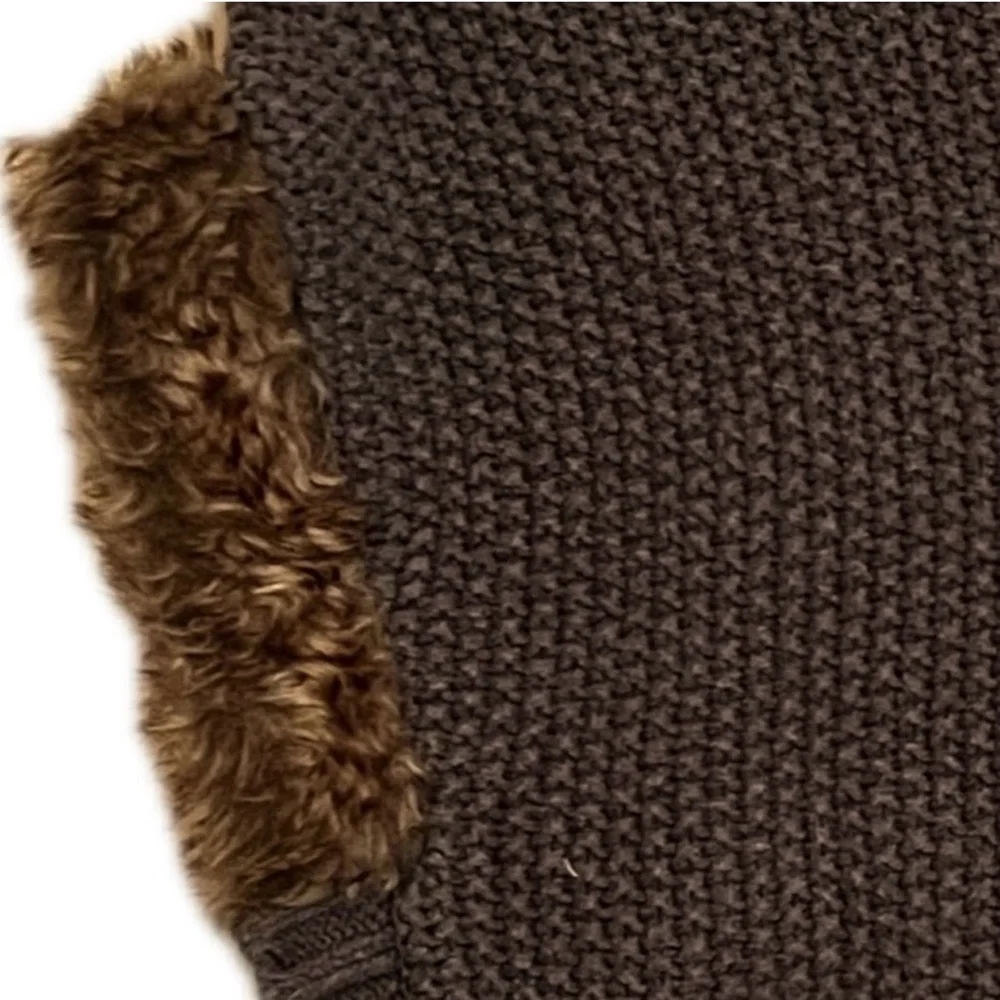 ⭐️Girls Fur Trim Shawl Sweater Aspen Button Sides Turtle Neck Cardigan Medium